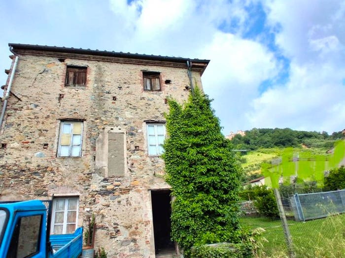 Casa con 6 locali in vendita in Pieve di Compito Sant'Andrea di Compito, Capannori