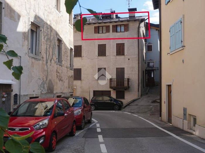Appartamento trilocale in vendita in Via Giuseppe Garibaldi, Centro, Fai della Paganella