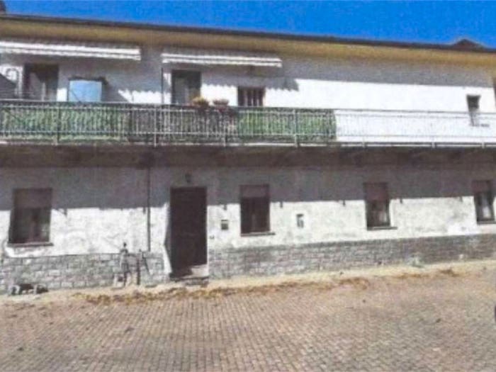 Appartamento trilocale in vendita in Via durini, Gorla Minore