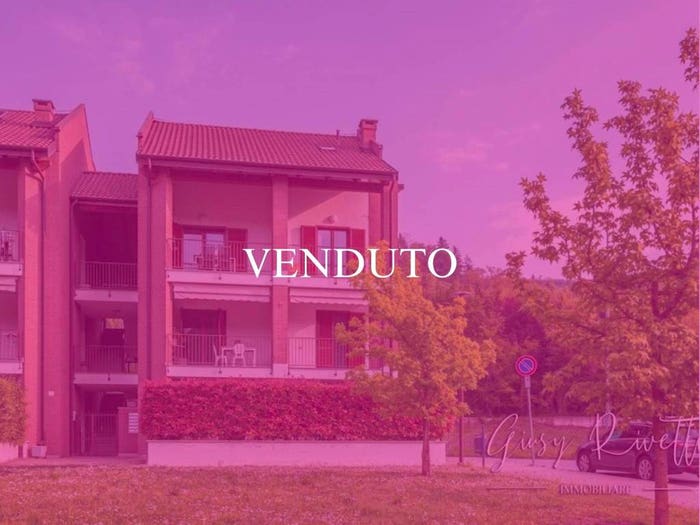 Appartamento con 6 locali in vendita in Strada Occhetti, Corso Langhe Moretta Corso Cortemilia, Alba