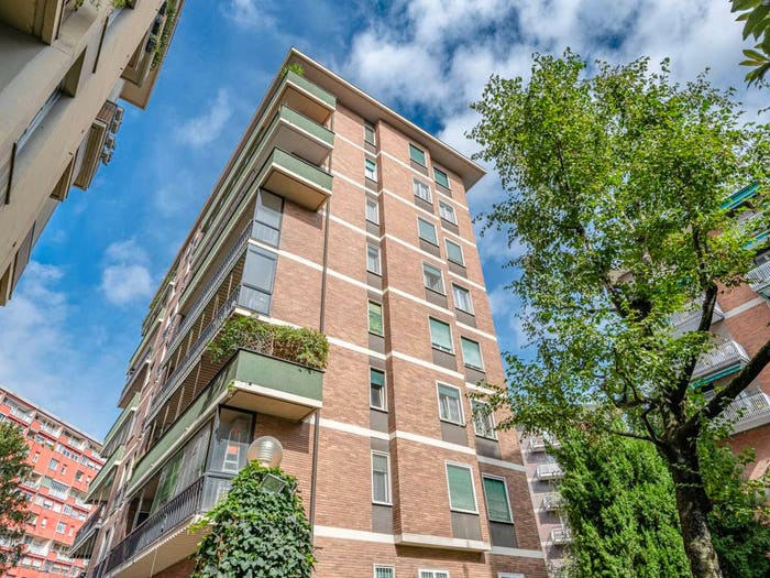 Appartamento trilocale in vendita in Via Negroli, Argonne Corsica, Milano