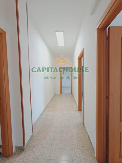 Appartamento con 5 locali in vendita in Via Risorgimento, Marigliano