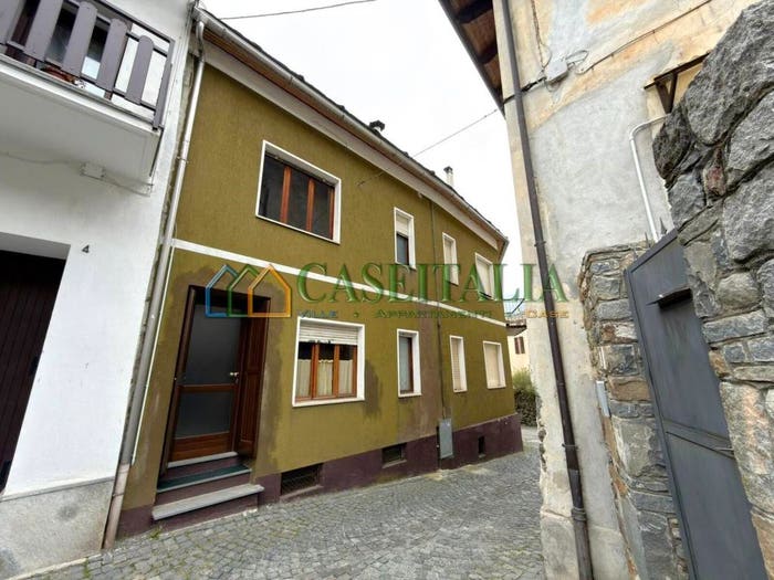 Appartamento trilocale in vendita in Via Pietro Vola, Brosso