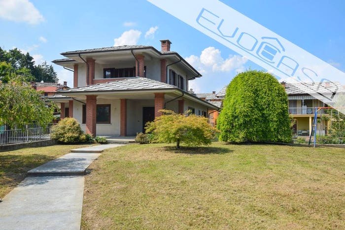 Casa con 6 locali in vendita in Via Don Manzon, Centro, Bibiana