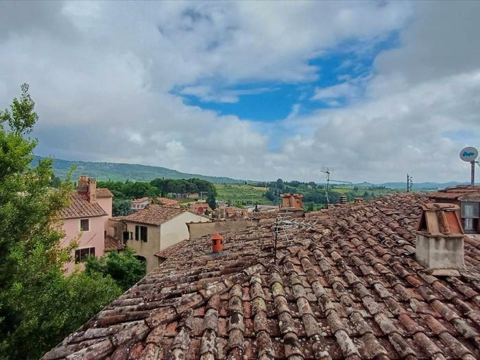 Casa quadrilocale in vendita in via Roma, Centro, Cetona