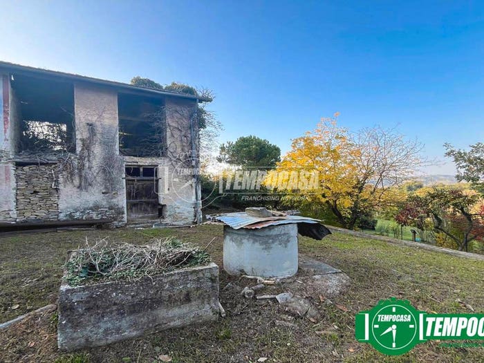 Casa con 6 locali in vendita in Regione Catanzo, Visone