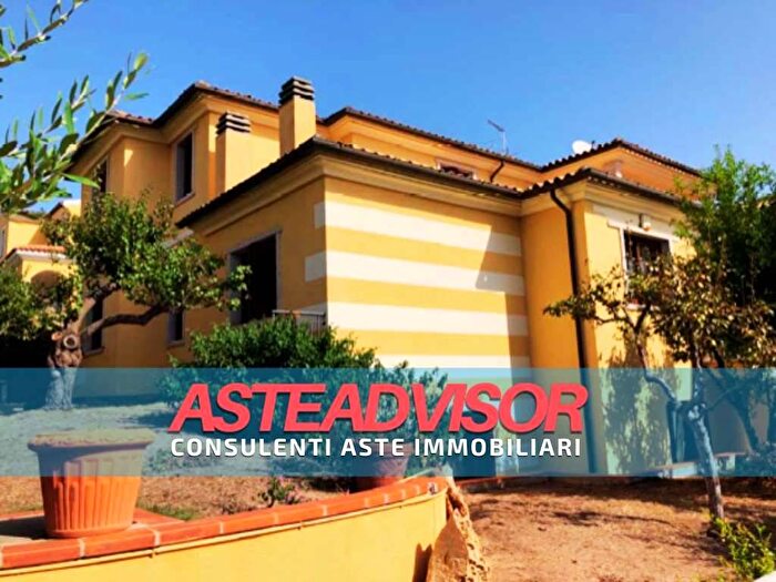 Casa con 6 locali in vendita in Via Enrico Berlinguer snc, Via Nervi, Olbia