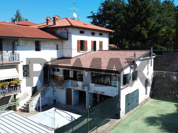 Casa con 6 locali in vendita in via patrioti, Scano Al Brembo, Valbrembo