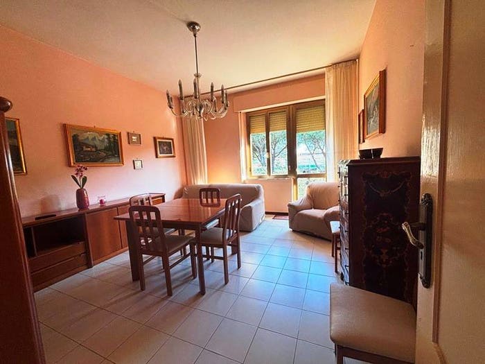 Appartamento con 5 locali in vendita in Via Oslavia, Chiusi Scalo, Chiusi