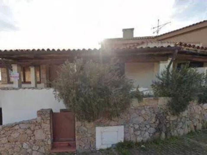 Appartamento trilocale in vendita in Via Pantelleria, Cannigione, Arzachena