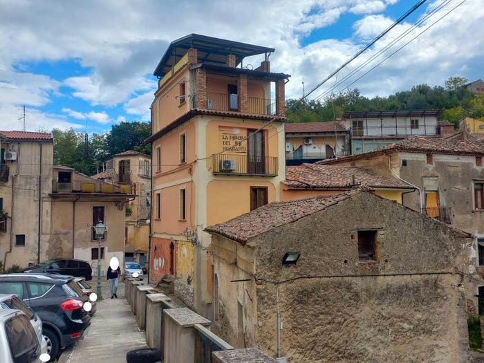 Casa con 6 locali in vendita in Via Portapiana, Centro Storico, Cosenza