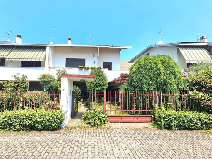 Casa con 6 locali in vendita in Via Ponzella, Nuovo Ospedale San Paolo, Legnano