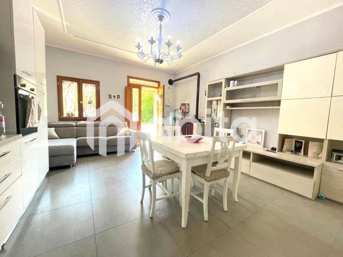 Appartamento bilocale in vendita in Acquaborra, Levane, Montevarchi