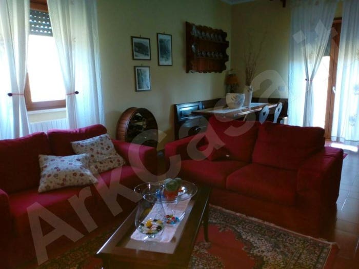 Casa con 6 locali in vendita in Via Capo dell'Acqua, Norma