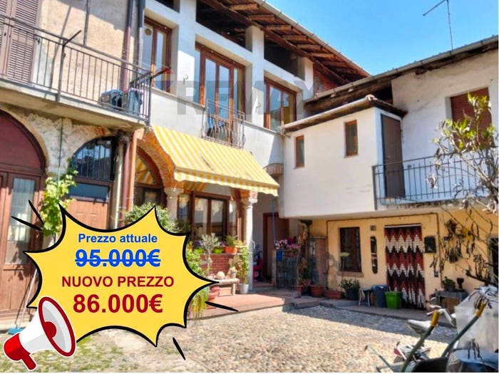 Appartamento trilocale in vendita in PIAZZA PARROCCHIALE, Galliate Lombardo