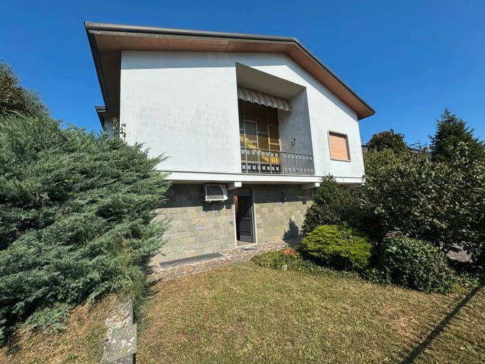 Casa con 5 locali in vendita in Ciserano