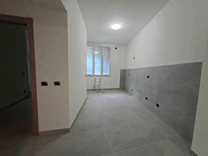 Appartamento con 6 locali in vendita in VIA LAMBRUSCHINI, Bovisa, Milano