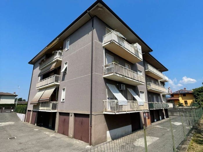 Appartamento trilocale in vendita in Via Roma, Centro, Bonate Sopra