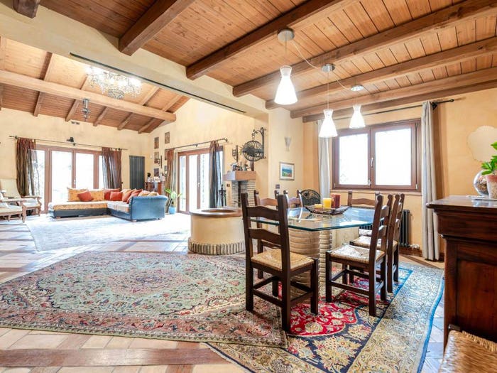 Casa con 5 locali in vendita in via Fonte Lettiga, Mentana
