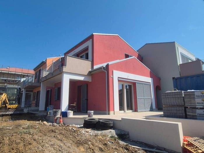 Appartamento trilocale in vendita in Via della Bea, Centro, Diano Marina