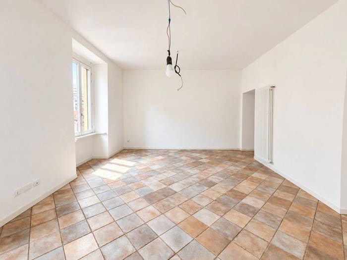 Appartamento trilocale in vendita in Via Mauro Macchi, Centrale, Milano