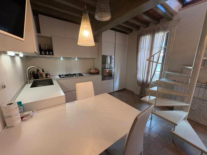 Appartamento trilocale in vendita in Via Roma, Capanne Prato, Montignoso