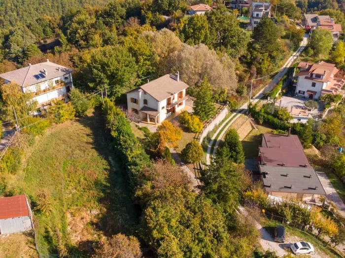 Casa con 6 locali in vendita in Vocabolo Pianuro, Fassinoro, Longone Sabino
