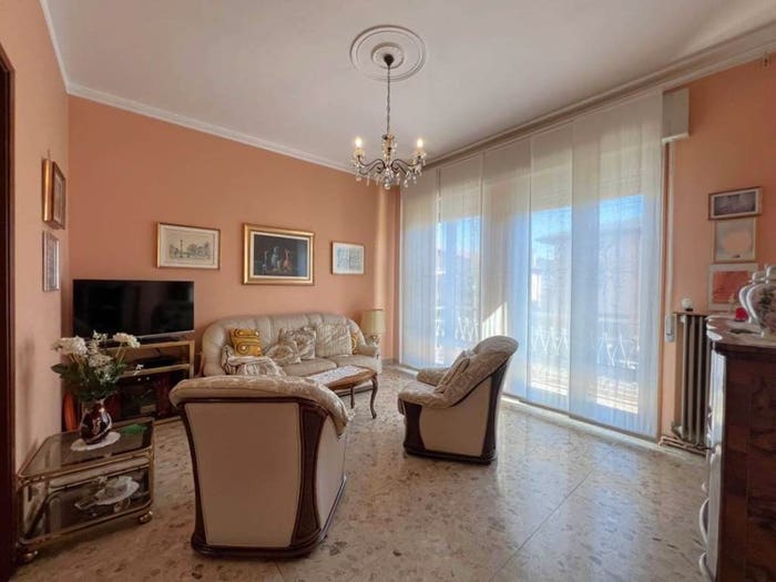 Appartamento quadrilocale in vendita in via Mazzini, Centro, Castel d'Ario
