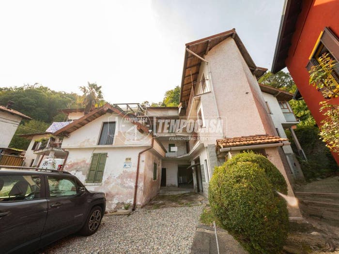 Casa con 5 locali in vendita in Via Martiri, Centro, Gravellona Toce