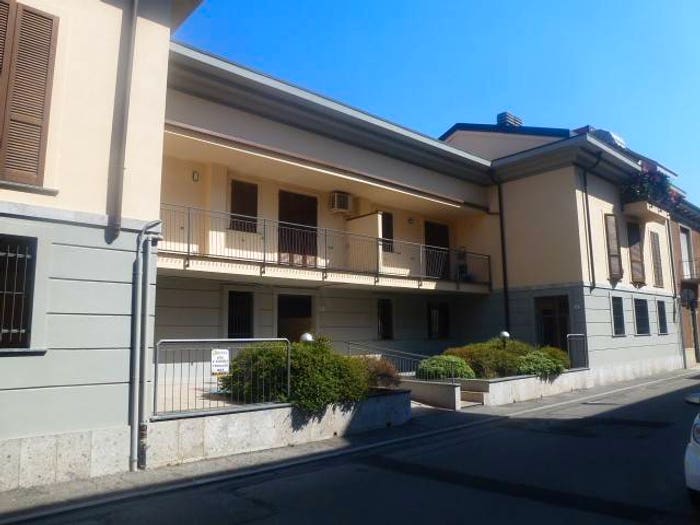 Appartamento trilocale in vendita in Via Fratelli Cairoli, Via Monza, Lissone