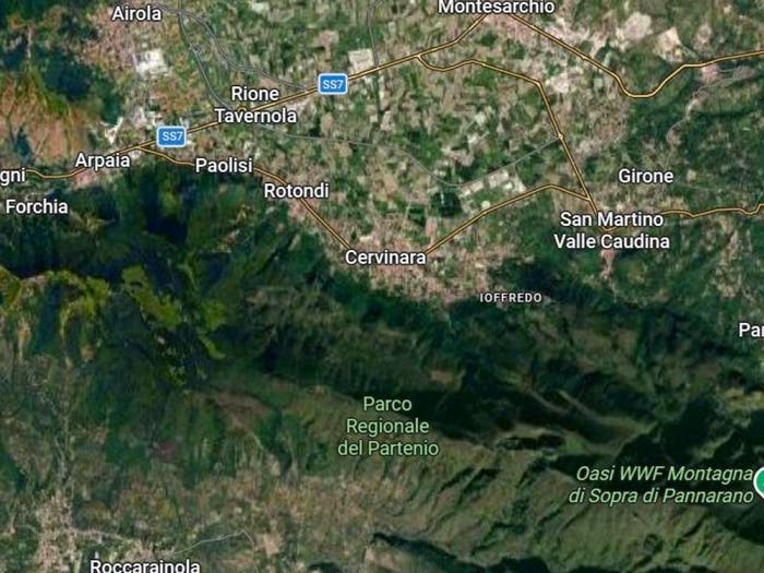 Appartamento con 6 locali in vendita in Via Roma, Trescine, Cervinara