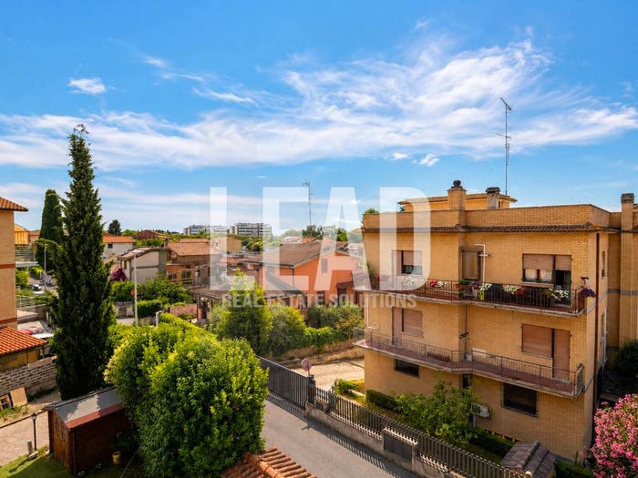 Appartamento trilocale in vendita in Via Paolo Ferrari, La Storta, Roma