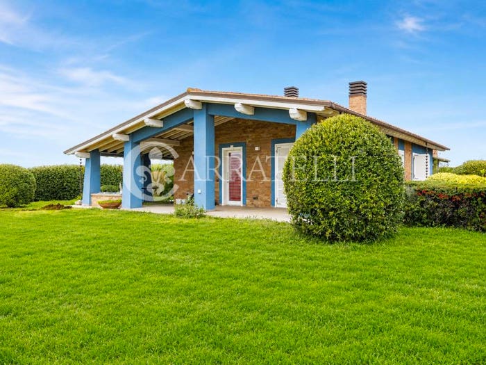 Casa con 6 locali in vendita in Località Pian dei Gangani, Montalto di Castro