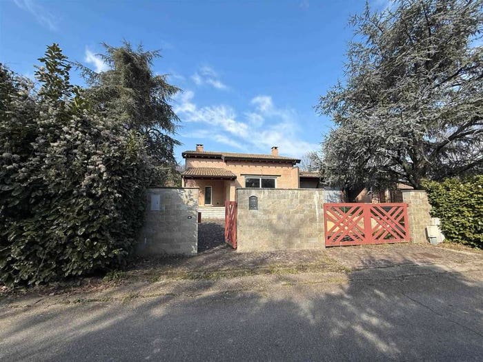 Casa con 5 locali in vendita in Croara, Gazzola