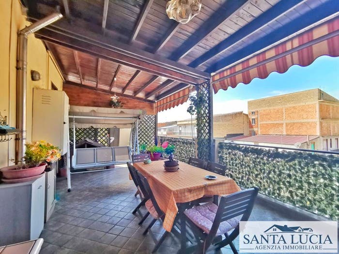 Appartamento con 6 locali in vendita in Via Vittorio Emanuele Orlando, Canicattì