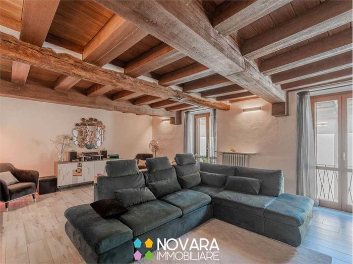 Appartamento quadrilocale in vendita in Corso Italia, Centro Storico, Novara