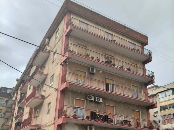Appartamento con 6 locali in vendita in Palermo Indipendenza, Catania