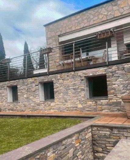 Casa con 6 locali in vendita in Via del Parco della Rimembranza, Monte San Quirico Tre Cancelli, Lucca