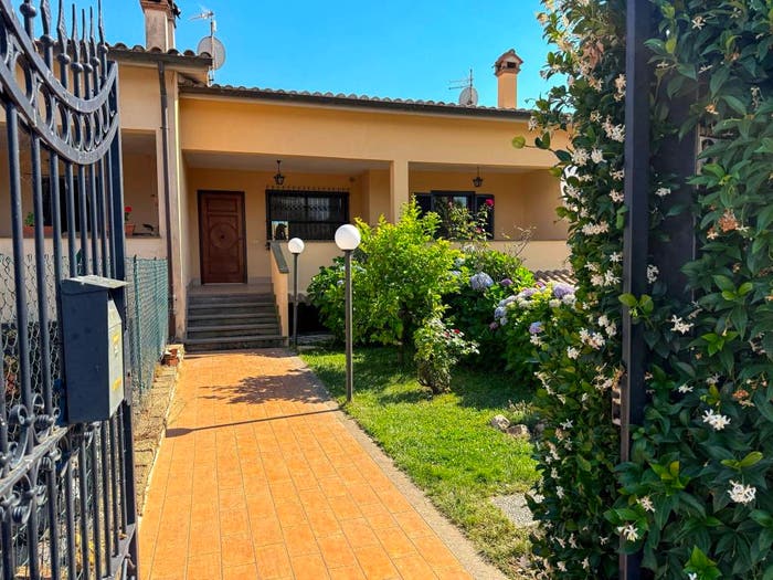 Casa con 6 locali in vendita in Via del Cannone, Vigna Di Valle, Bracciano