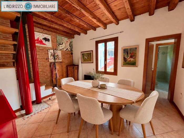 Casa con 5 locali in vendita in Via Monte Grappa, Centro, Noale