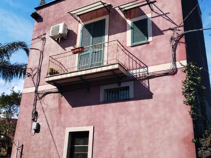 Casa quadrilocale in vendita in Via Spirito Santo, Centro, Aci Sant'Antonio