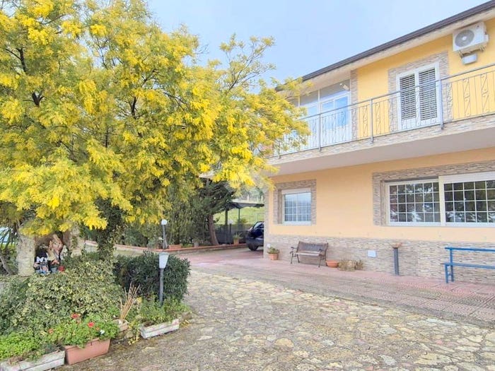 Casa con 6 locali in vendita in Via Molino, Giacalone, Monreale