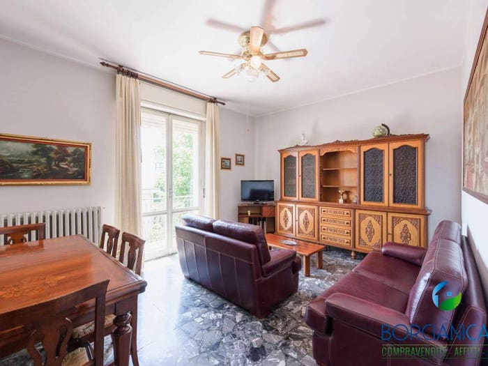 Appartamento con 5 locali in vendita in Via Costanzo Varoli, Villaggio Zeta, Modena