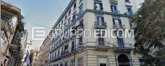 Appartamento quadrilocale in vendita in Piazzetta Durante, Vomero, Napoli