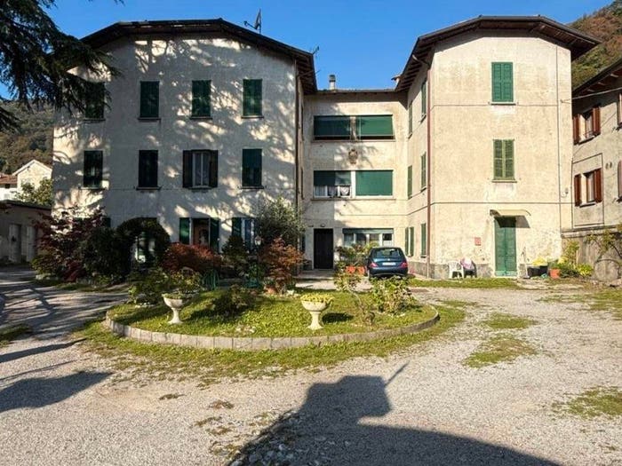 Appartamento trilocale in vendita in Via Roma, Visino, Valbrona