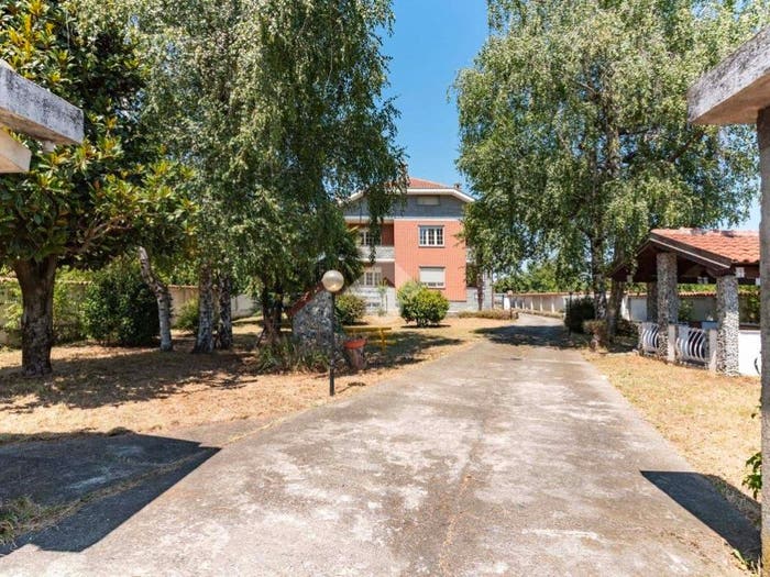 Casa con 6 locali in vendita in Via Chiappè, Centro, Nole