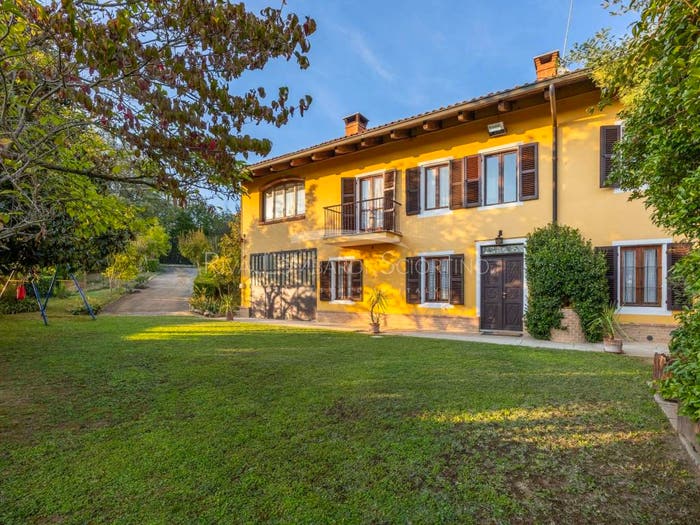 Casa con 6 locali in vendita in Via Vanara, Cortazzone