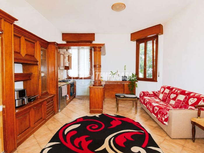 Appartamento trilocale in vendita in Via Fratelli Rosselli, Bologna Sulmona, Milano