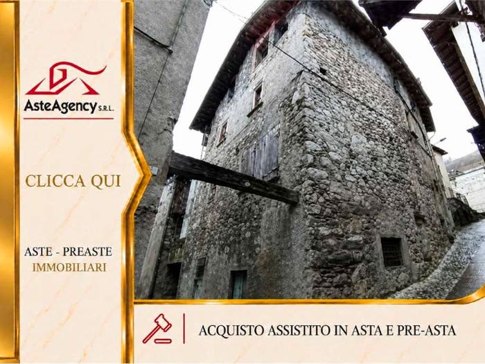 Casa trilocale in vendita in Via Zeva, Centro, Ono San Pietro