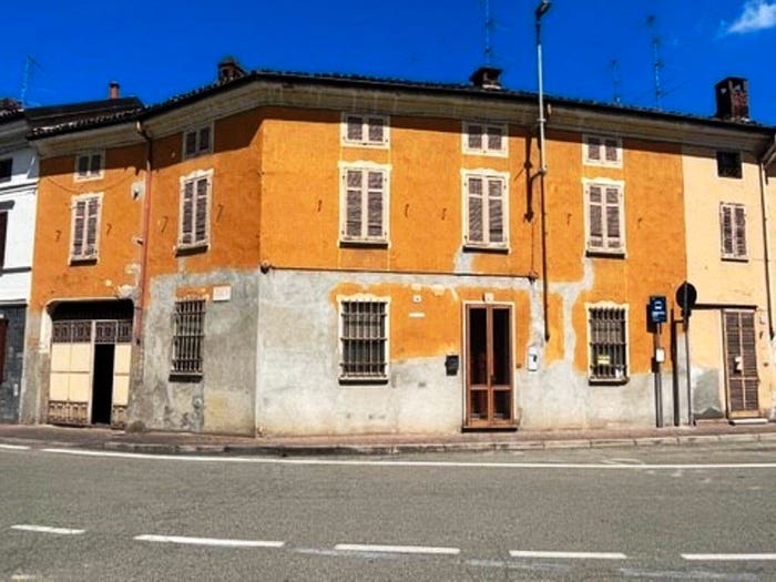 Casa quadrilocale in vendita in Via Settembre, Centro, Mortara